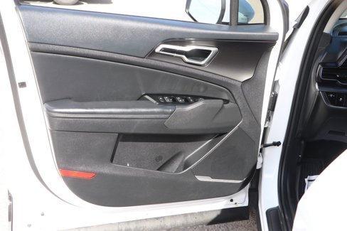 Used 2023 Kia Sportage EX image 10