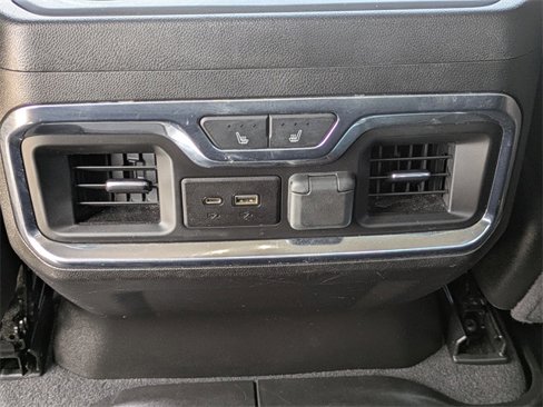 Used 2023 GMC Sierra 2500 Denali w/ Denali Black Diamond Edition image 15