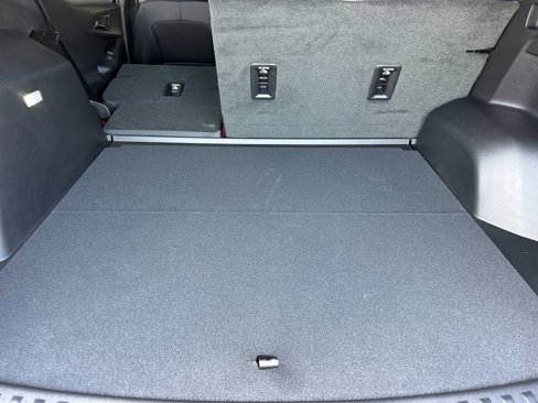 New 2026 Chevrolet Equinox LT w/ Convenience Package II image 17