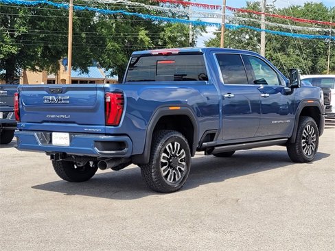 New 2026 GMC Sierra 2500 Denali Ultimate image 4