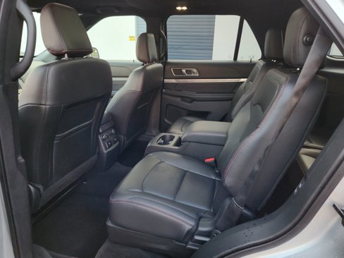 Used 2018 Ford Explorer Sport w/ Equipment Group 401A image 17