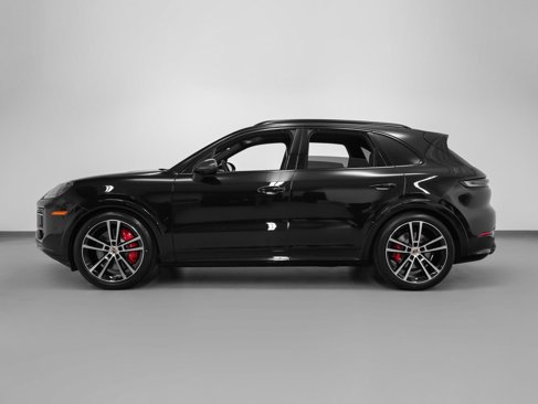 New 2026 Porsche Cayenne GTS image 2