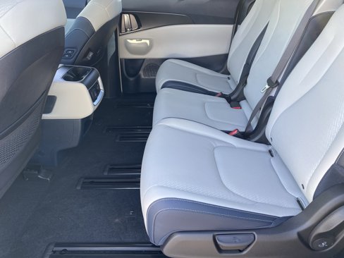 New 2026 Kia Carnival SX Prestige image 16