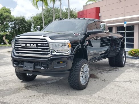 Used 2019 RAM 3500 Limited image 3