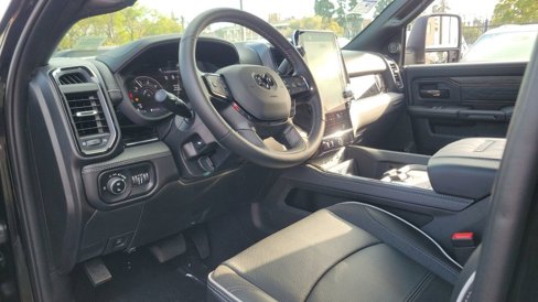 New 2025 RAM 3500 Limited image 15