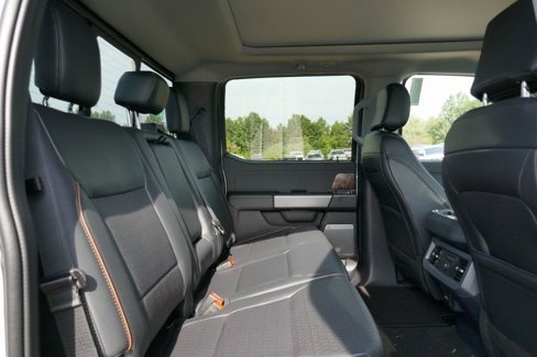 New 2026 Ford F250 Lariat w/ Black Appearance Package image 11
