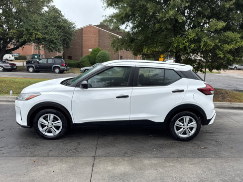 Used 2023 Nissan Kicks S image 3