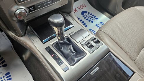 Used 2019 Lexus GX 460 w/ Navigation Package image 36