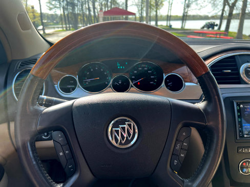 Used 2009 Buick Enclave CXL w/ Driver Confidence Package image 23