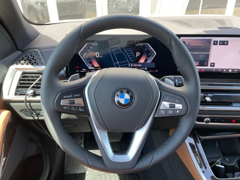 New 2026 BMW X5 xDrive40i w/ Parking Assistance Package image 11