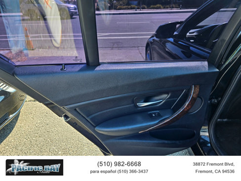 Used 2014 BMW 328i Sedan w/ Premium Package image 12