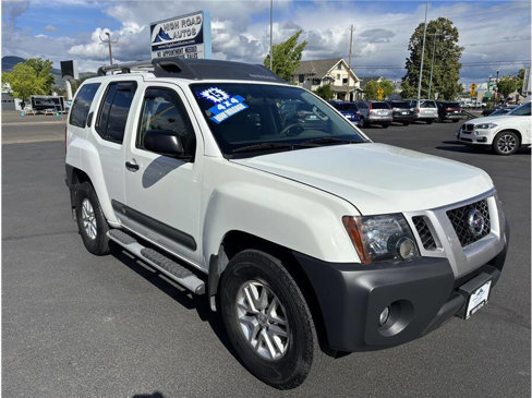 Used 2015 Nissan Xterra S w/ Value Package image 7
