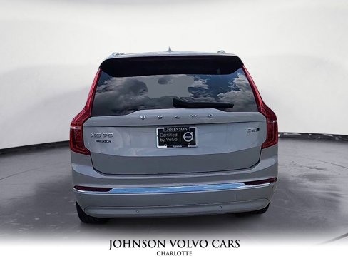 Certified 2025 Volvo XC90 B5 Core image 4