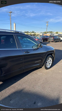 Used 2016 Jeep Cherokee Latitude w/ Cold Weather Group image 5
