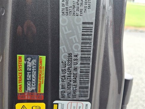 Used 2023 Jeep Gladiator Sport image 25