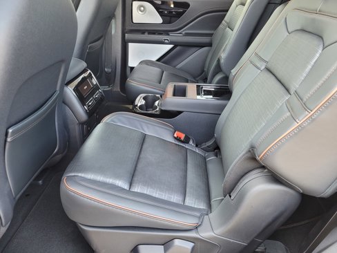 New 2025 Lincoln Aviator Black Label image 7