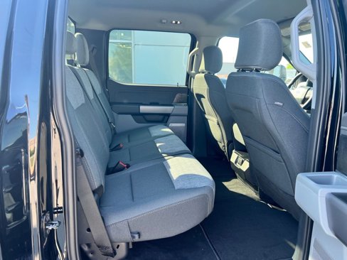 New 2025 Ford F350 XLT w/ Black Appearance Package image 33