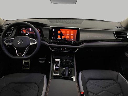 New 2026 Volkswagen Atlas Peak Edition image 22