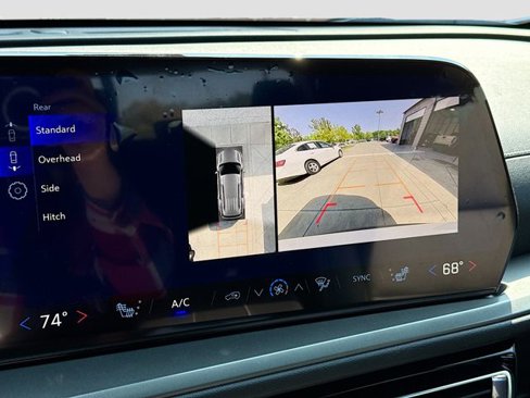 New 2026 Chevrolet Traverse LT w/ Driver Confidence Package image 15