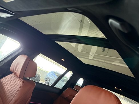 New 2026 BMW X7 M60i w/ Executive Package image 14