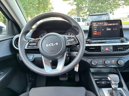 Used 2024 Kia Forte LXS image 14