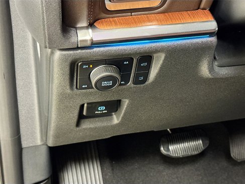 New 2025 Ford Expedition Max King Ranch image 10