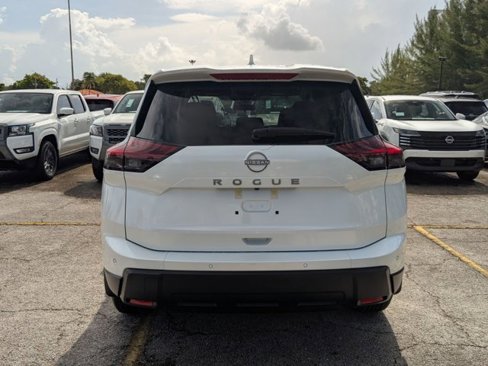 New 2026 Nissan Rogue SV image 7