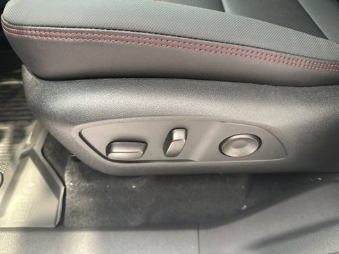 New 2026 Chevrolet Traverse RS w/ LPO, Floor Liner Package image 15