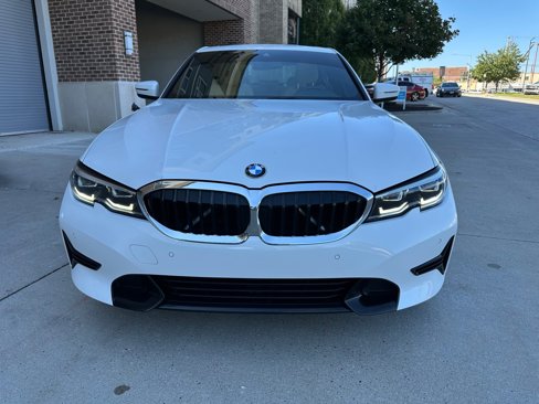 Used 2019 BMW 330i xDrive Sedan w/ Convenience Package image 2
