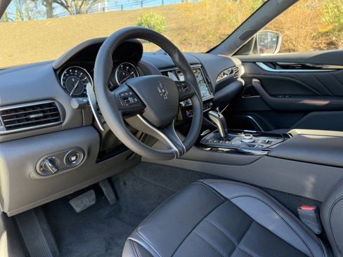 New 2024 Maserati Levante GT Ultima image 14