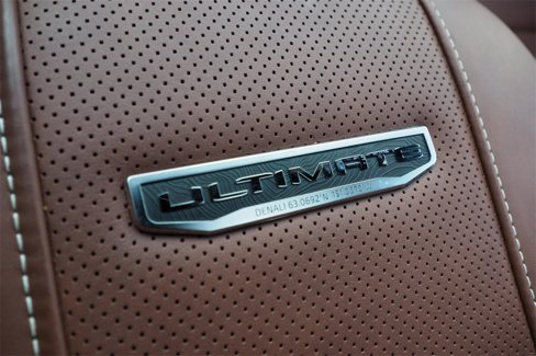 Used 2025 GMC Sierra 3500 Denali Ultimate image 37