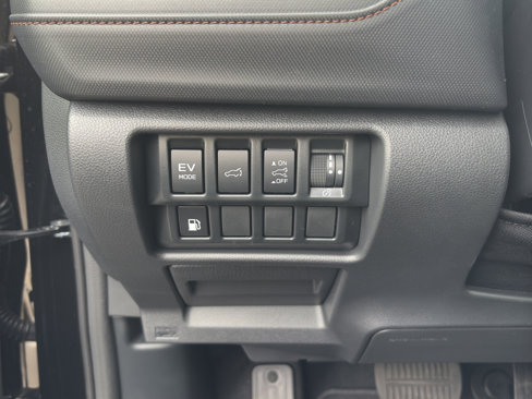 New 2025 Subaru Forester Touring image 17