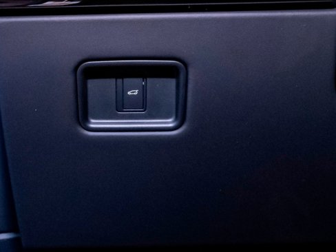 New 2025 Land Rover Range Rover Sport Autobiography image 11