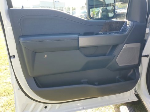 Used 2024 Ford F350 Lariat w/ Lariat Ultimate Package image 9