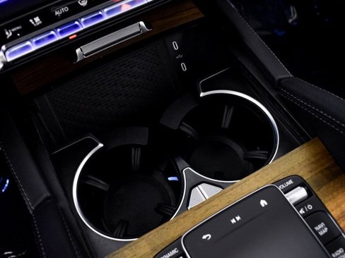 Certified 2025 Mercedes-Benz GLS 450 4MATIC image 24