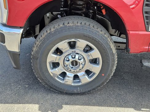 New 2025 Ford F250 Lariat w/ Chrome Package image 17