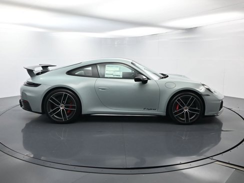 Certified 2026 Porsche 911 Carrera GTS image 15