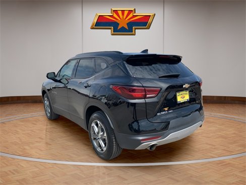 Used 2024 Chevrolet Blazer LT image 32