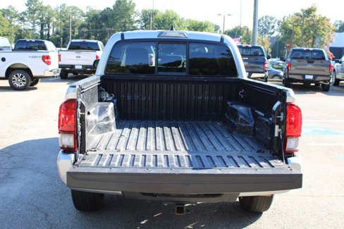 Used 2022 Toyota Tacoma SR image 12