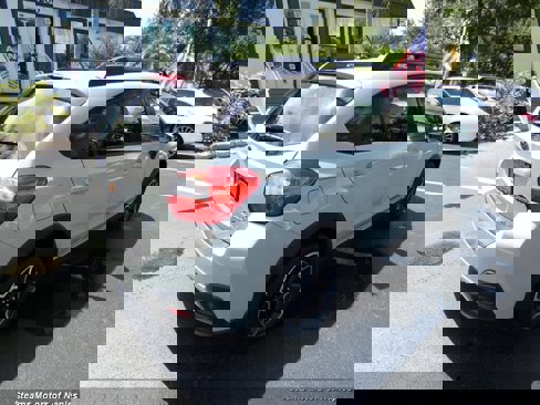 Used 2014 Subaru Crosstrek 2.0i Premium image 11