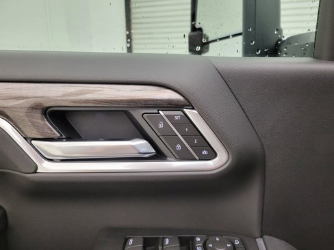 New 2025 Chevrolet Silverado 3500 LTZ w/ LTZ Premium Package image 3