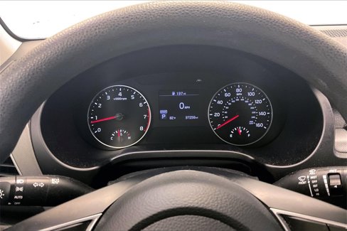 Used 2023 Kia Seltos LX image 19