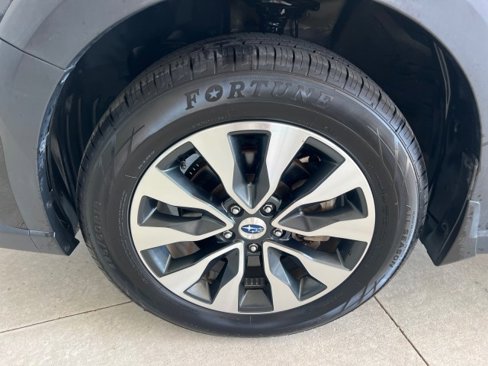 Used 2023 Subaru Outback Touring image 32