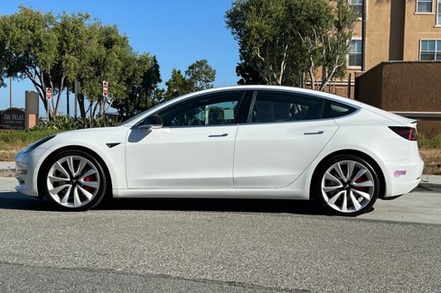 Used 2018 Tesla Model 3 Performance image 7