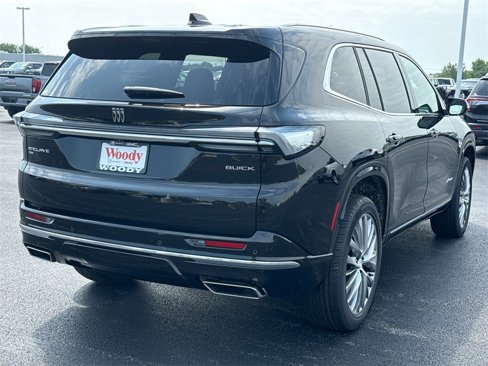 New 2026 Buick Enclave Avenir image 8