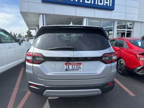 Used 2025 Honda Pilot EX-L image 5