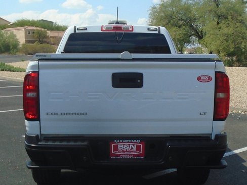 Used 2022 Chevrolet Colorado LT w/ Fleet Safety Package image 4