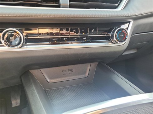 New 2026 Chevrolet Equinox LT w/ LPO, Floor Liner Package image 15