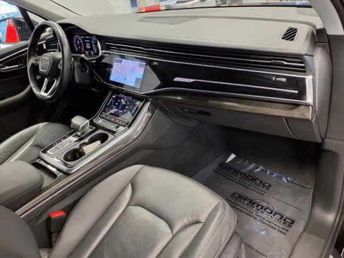 Used 2024 Audi Q7 3.0T Premium Plus image 9