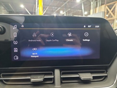 Used 2024 Chevrolet Trax LT image 26